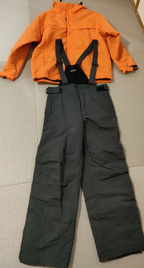 オレンジスキーウェアセット（サスペンダー付き）