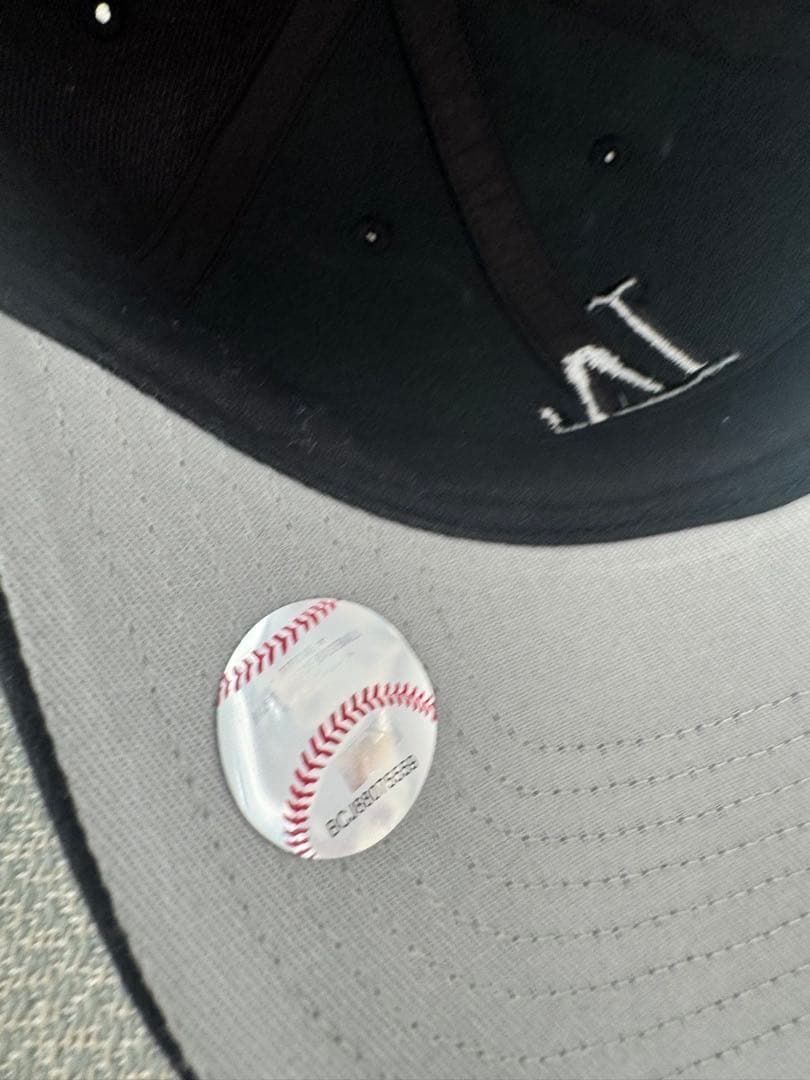 カスタム大谷翔平選手　ドジャースキャップ　MVP3連覇記念 サイン刺繍 '47