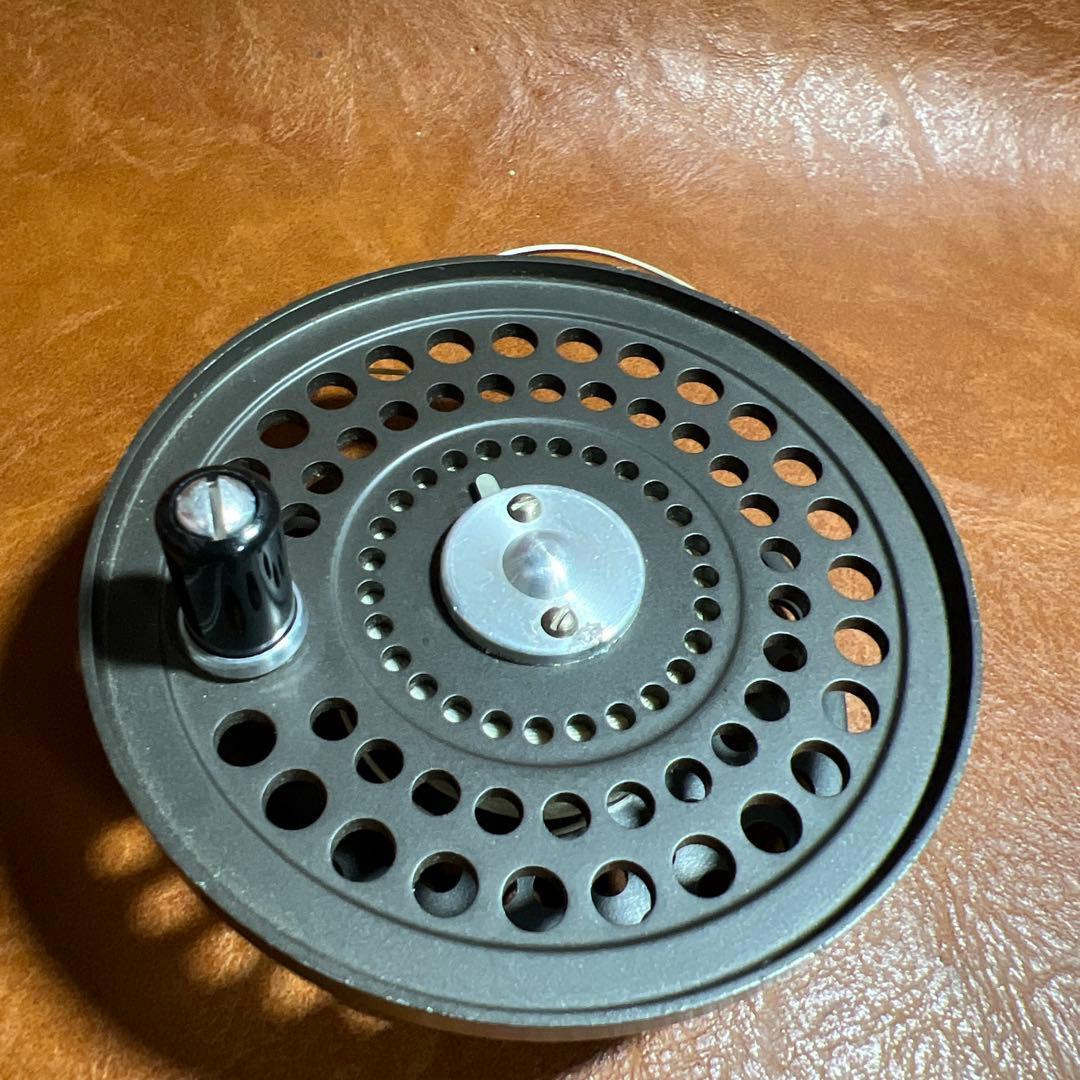 オービス　CFO3 C.F.O Ⅲ フライリール　替えスプール付き