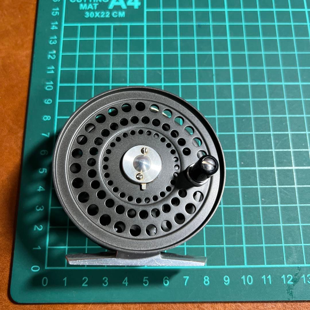 オービス　CFO3 C.F.O Ⅲ フライリール　替えスプール付き