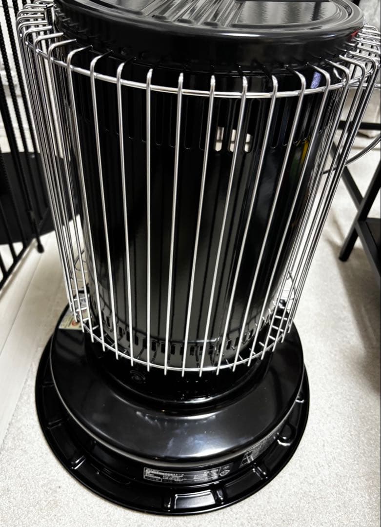 【ワーケア】TOYOTOMI KS67Hブラック　石油ストーブ