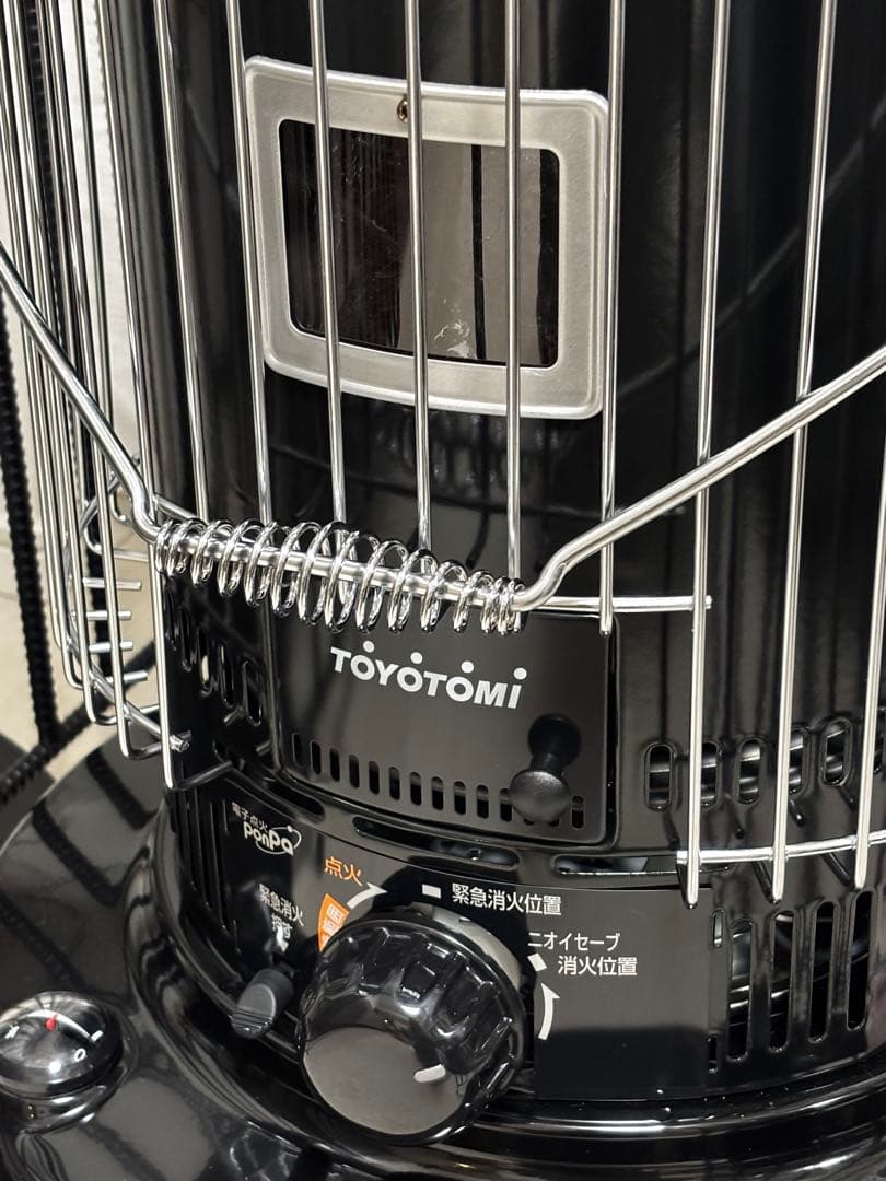 【ワーケア】TOYOTOMI KS67Hブラック　石油ストーブ