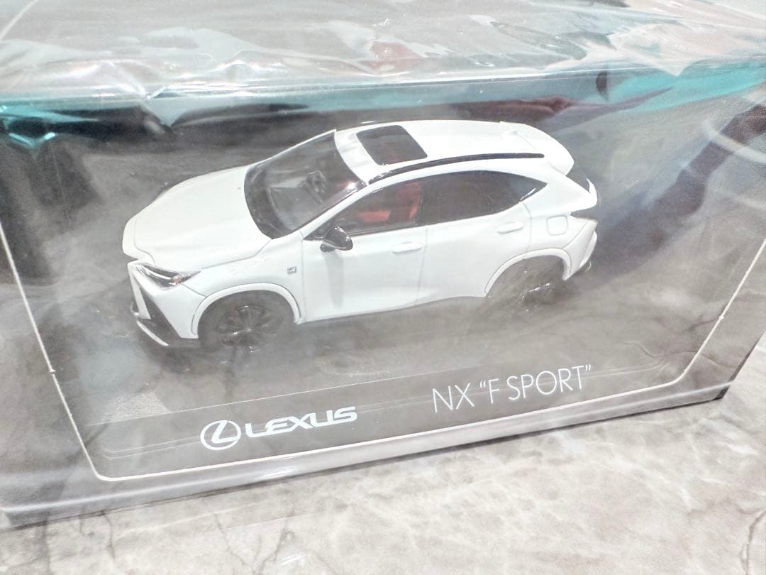 Lexus NX F SPORT ミニカー 350h ホワイト