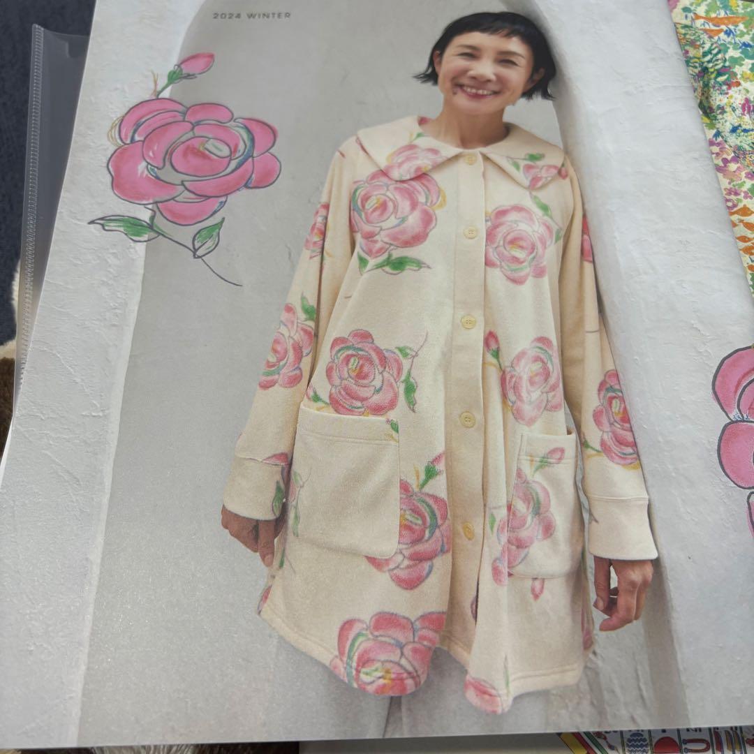 新品　ツモリチサト　暖かふわふわバラ柄パジャマ「Mサイズ」