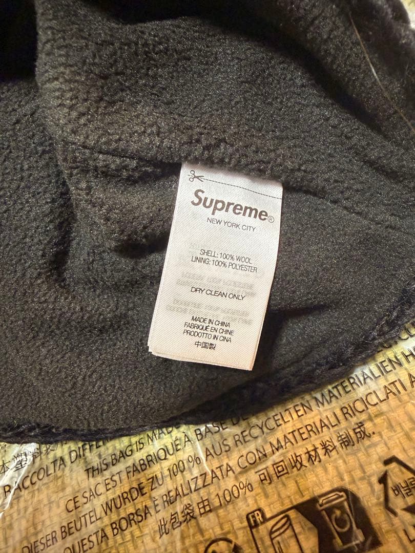 Supreme 花柄刺繍 ニット帽 黒