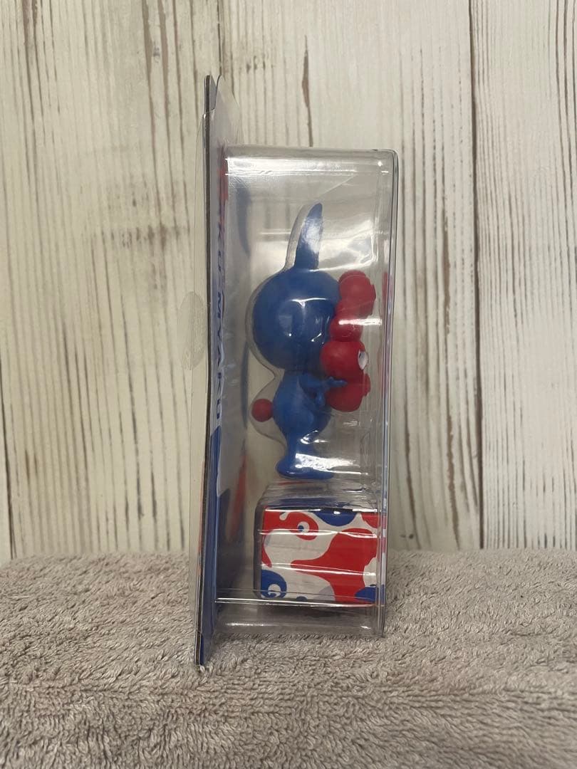 ラブブ×ミャクミャク　LABUBU MYAKU-MYAKU EXPO2