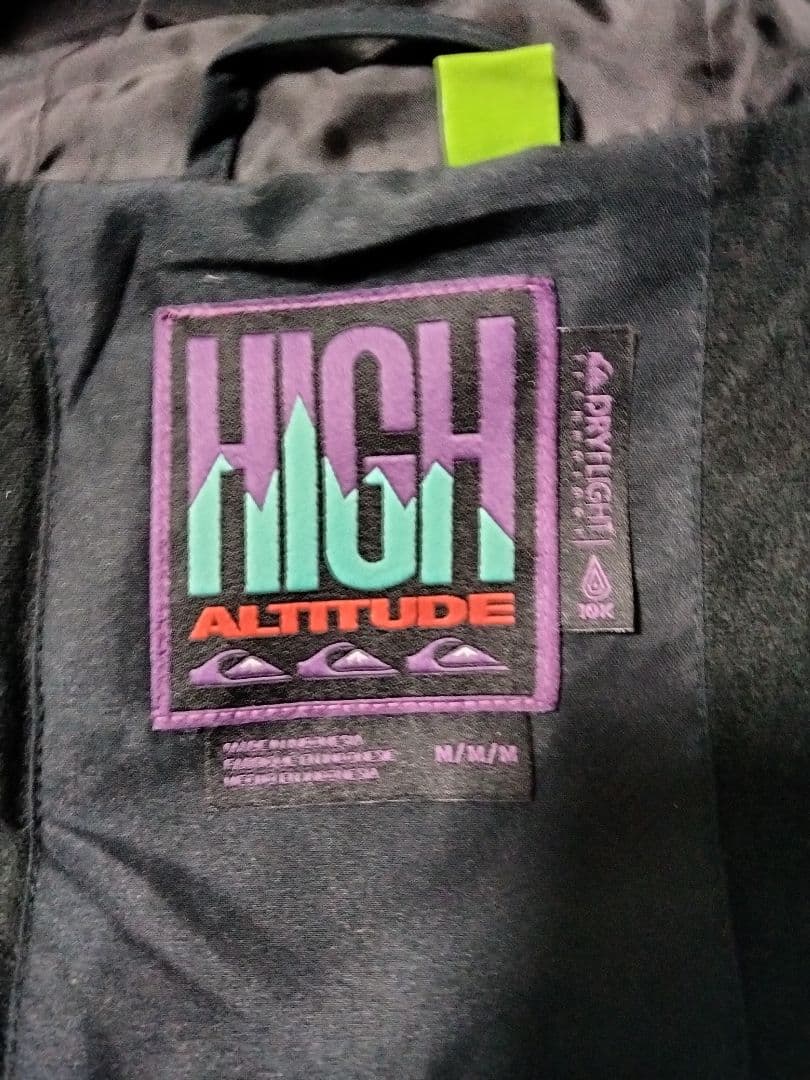 スノーボードウェア上下セット　新品美品　USS2 QUICKSILVER 人気