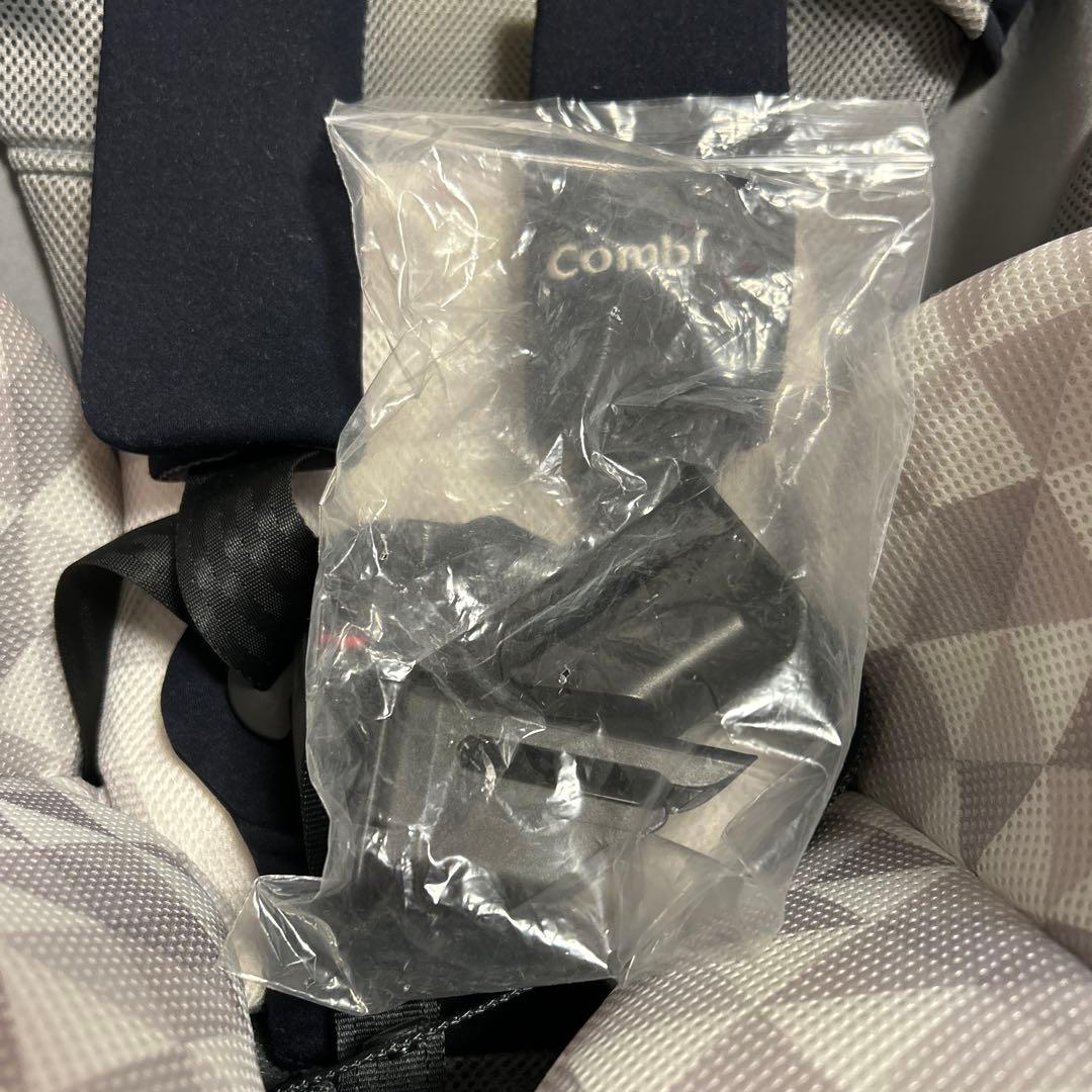 コンビ　チャイルドシート　クルムーヴ　スマート　ISOFIX 新生児