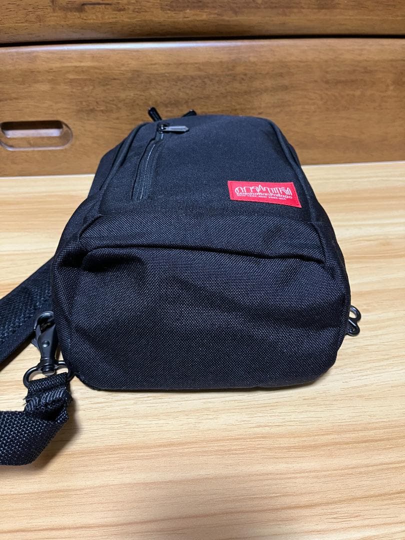 美品　マンハッタンポーテージ ボディバッグ MP1927
