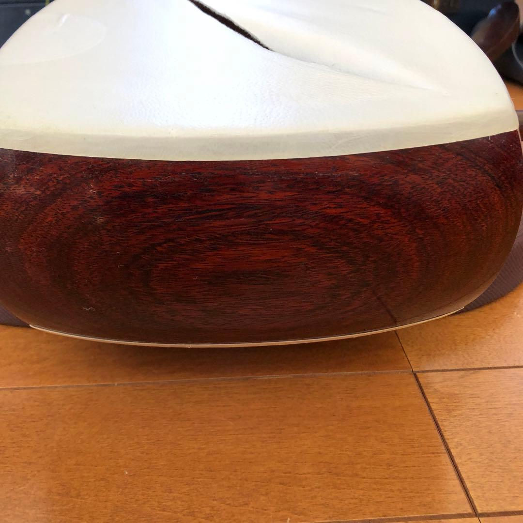 三味線　美品　地唄用　子持ち綾杉彫　金細　ケース付き