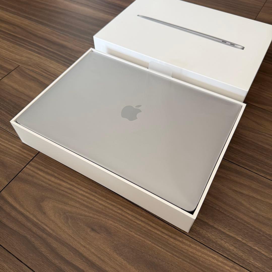 【超美品】MacBook Air 2018 13インチ