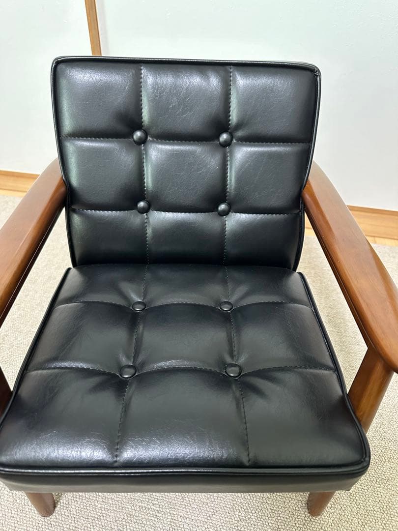 カリモク60 Kチェア ミニ ブラック ミニサイズの1Pソファ