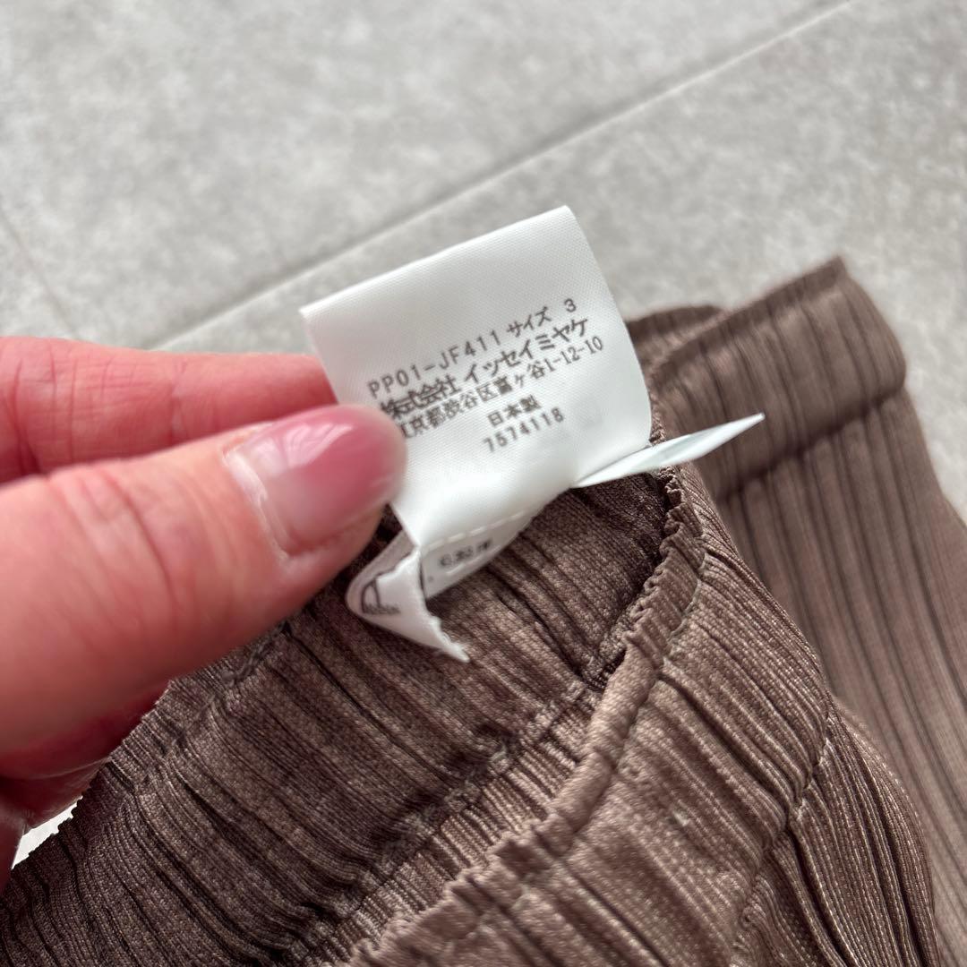 PLEATS PLEASE ブラウンプリーツパンツ　サイズ3