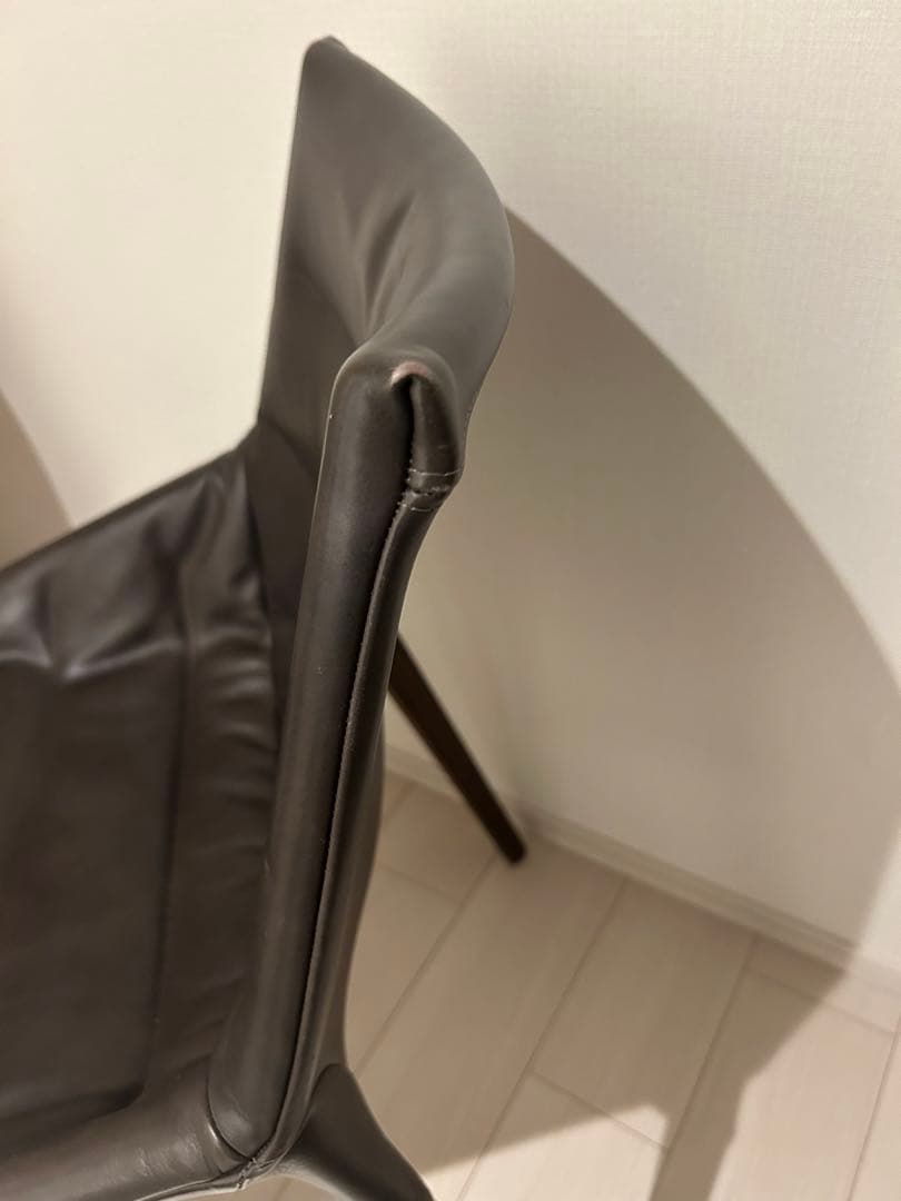 lesson25 モルテーニ Molteni&C アウトライン②