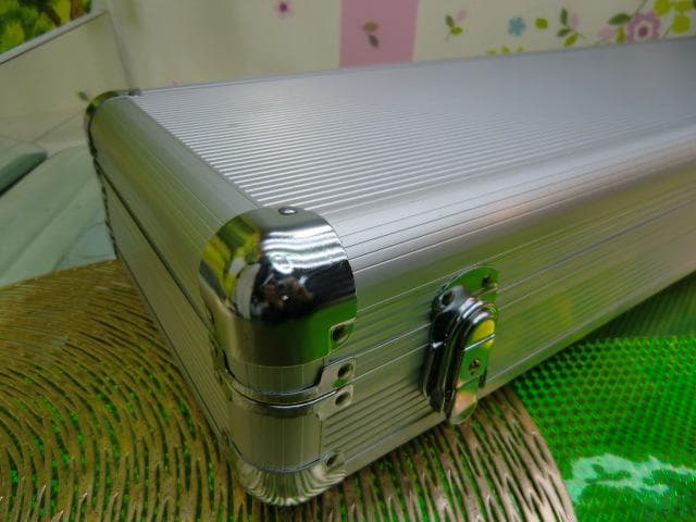 (送料無料)12.000円　沖縄三線専用　一丁入アルミハードケース　三線は別売り