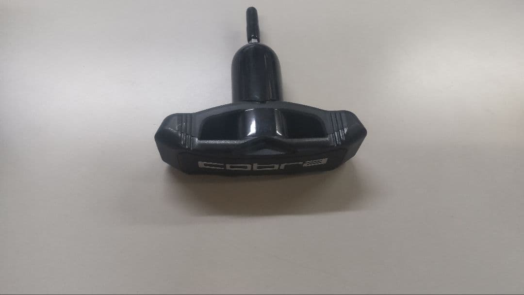 ＣＯＢＲＡコブラエアロジェットドライバー　ヘッドカバー　レンチ付き