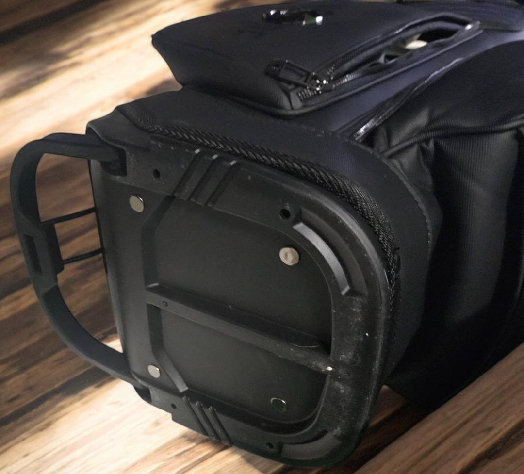 送料無料/新品未使用　AMAZINGCORE 軽量スタンド式ゴルフバッグ