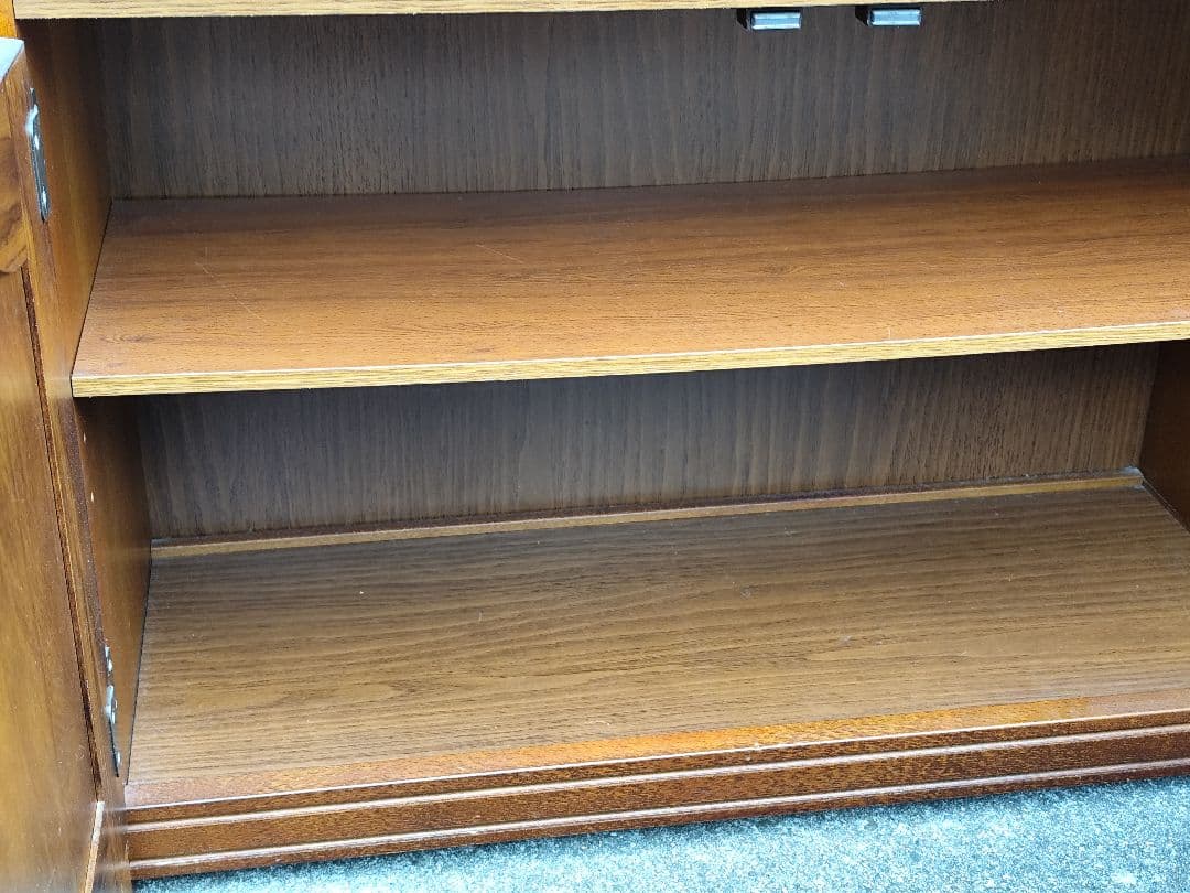 サ*ー様 karimoku カリモク コロニアル キャビネット 電話台 アンティ