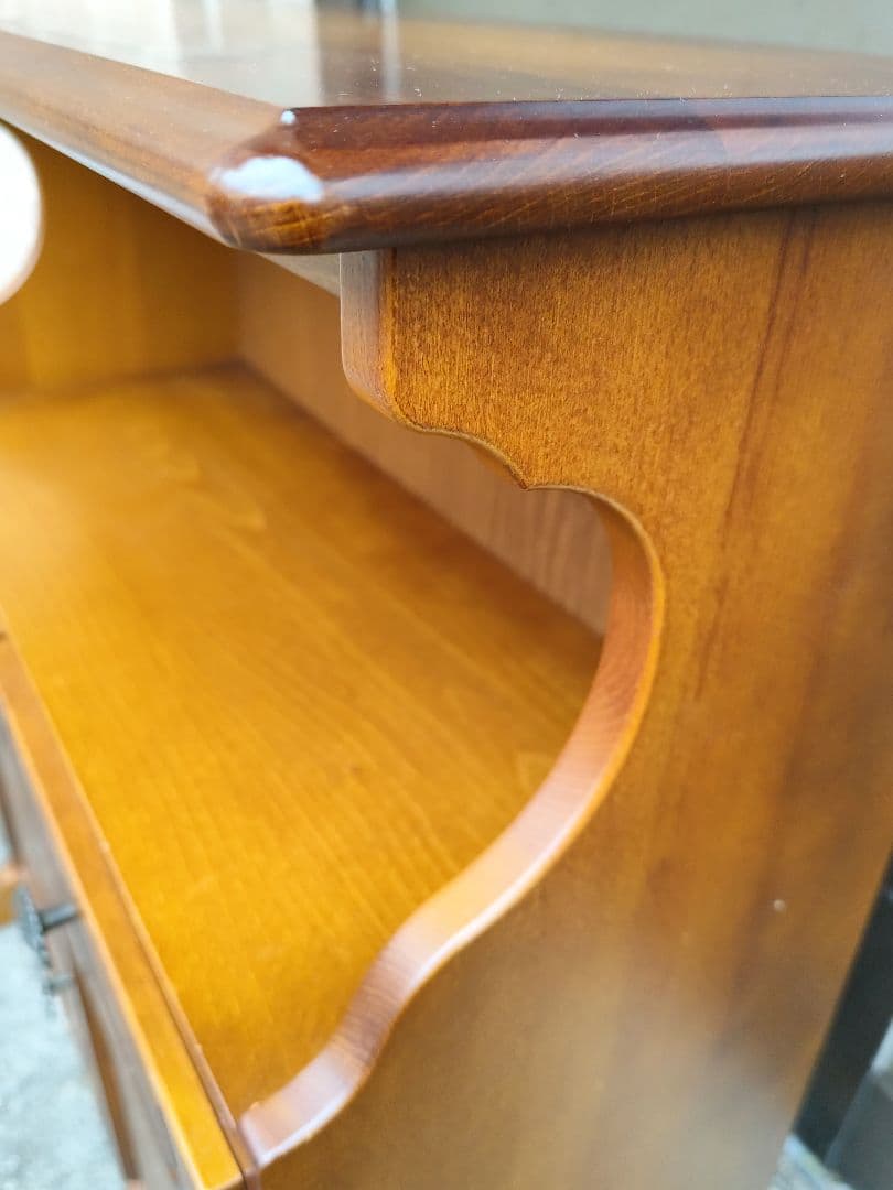 サ*ー様 karimoku カリモク コロニアル キャビネット 電話台 アンティ