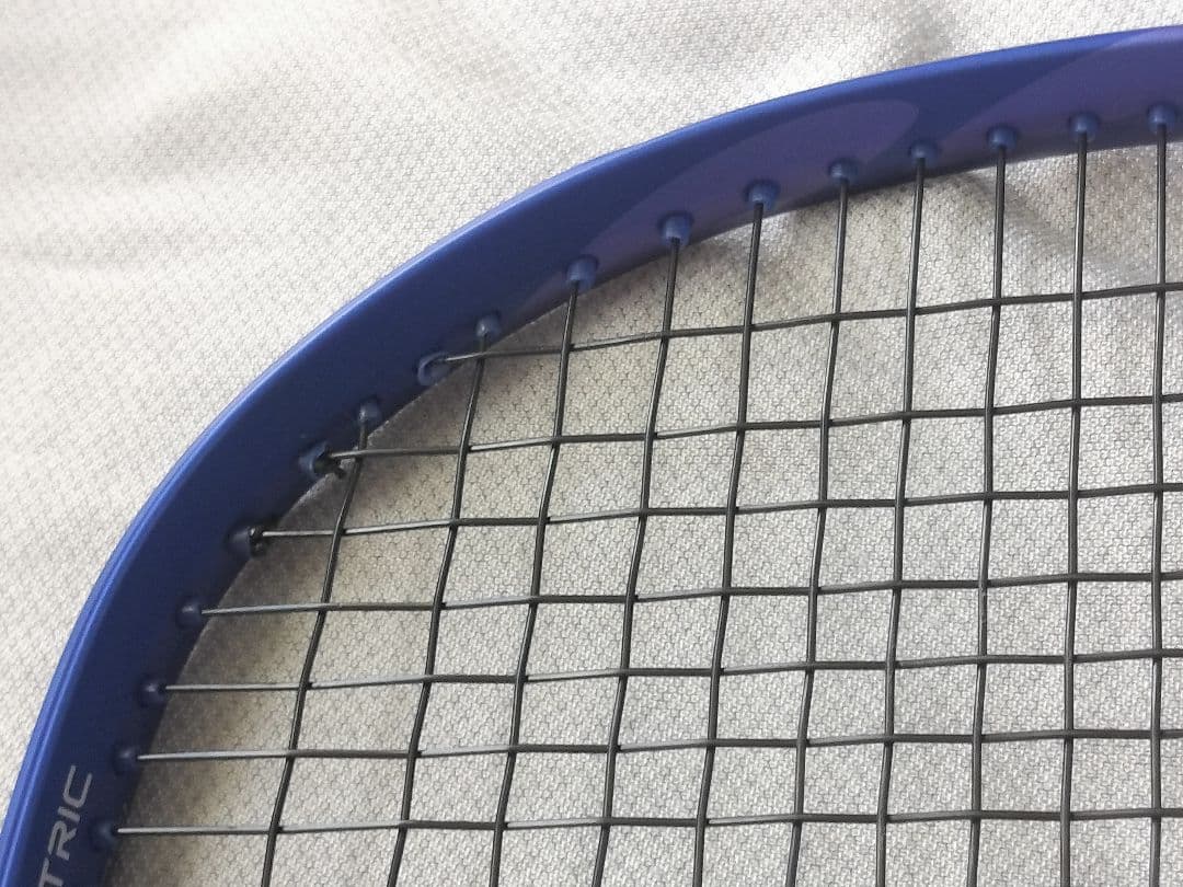 EZONE98（シューズケース新品付） YONEXイーゾーンテニスラケットG2