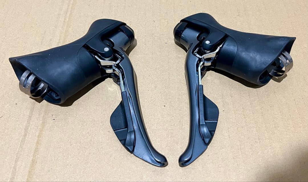 SHIMANO CLARIS R2000 コンポーネントグループセット 8速