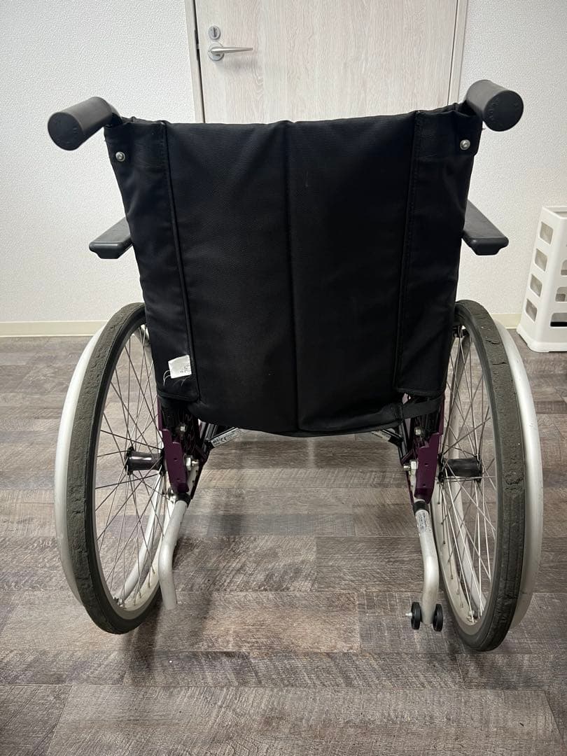 etac 自走式車椅子45S (送料込み)