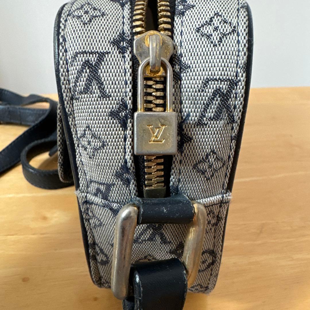 Louis Vuitton ボディバッグ グレー・ネイビー