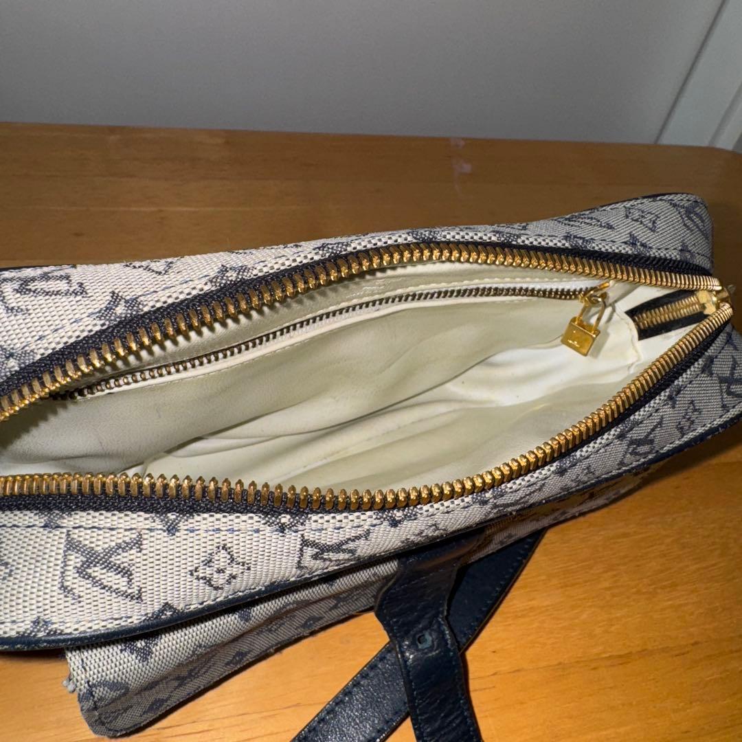 Louis Vuitton ボディバッグ グレー・ネイビー