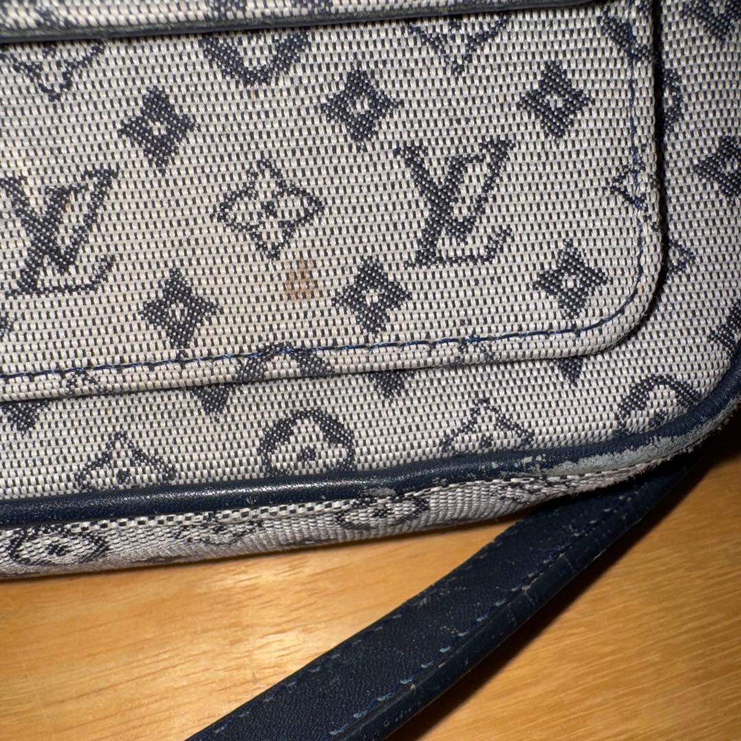 Louis Vuitton ボディバッグ グレー・ネイビー