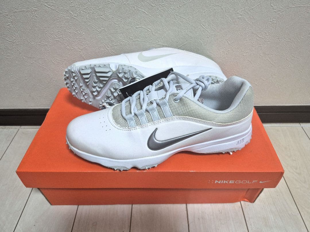 新品未使用　Nike Golf ゴルフシューズ ホワイト/グレー
