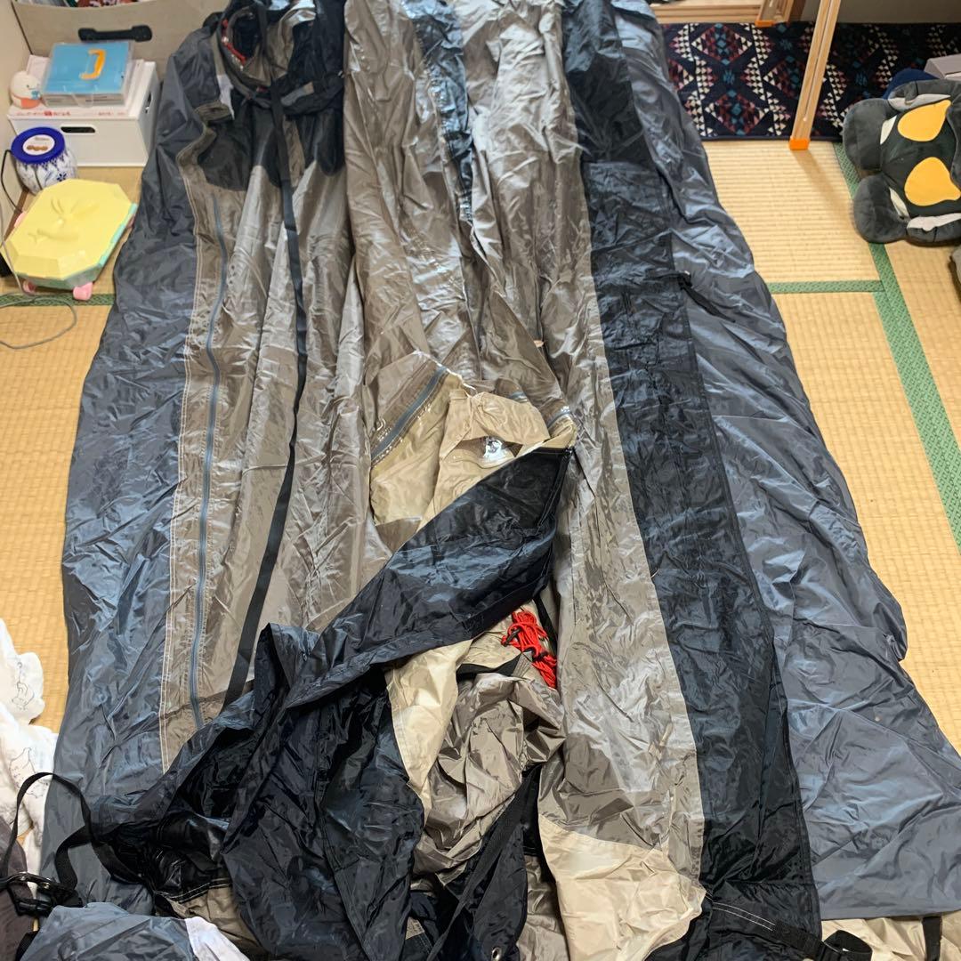 ローベンス ミッドナイトドリーマー　デンマーク　カマボコ型　テント　4人用