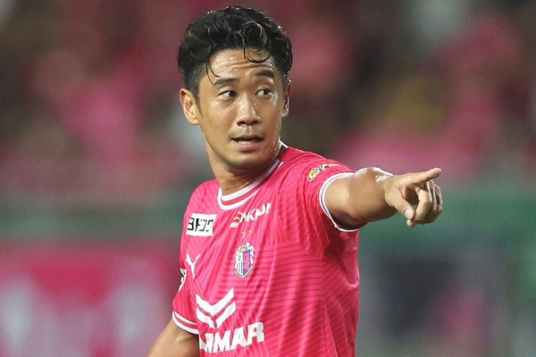 ♦︎新品♦︎8香川XLサイン入りセレッソ大阪ユニフォーム