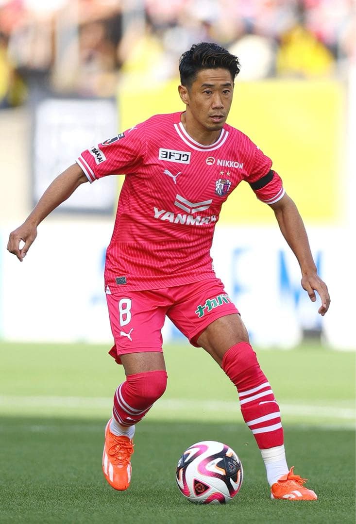 ♦︎新品♦︎8香川XLサイン入りセレッソ大阪ユニフォーム