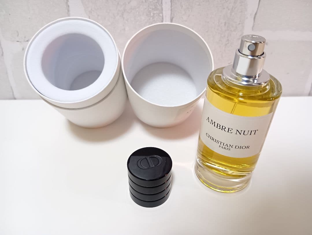 メゾンクリスチャンディオール　アンブルニュイ オードゥパルファン　dior 香水