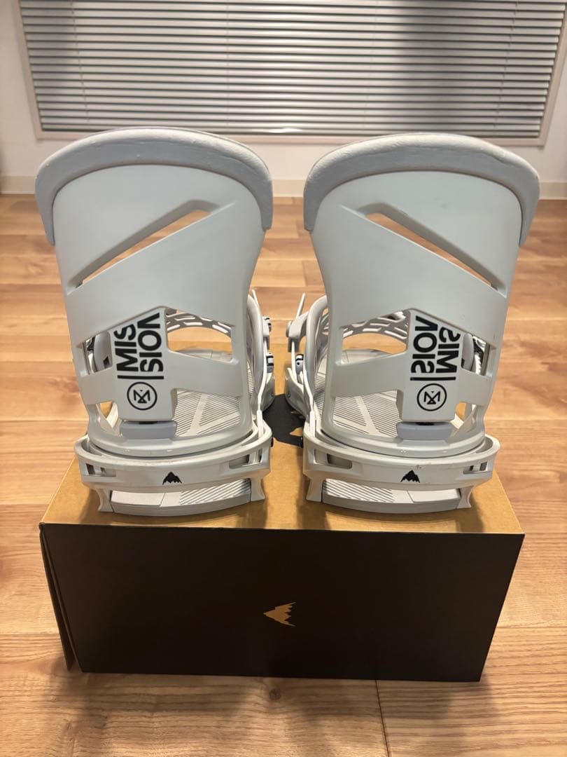 Burton Mission re:flex/22-23/M/ホワイト/美品