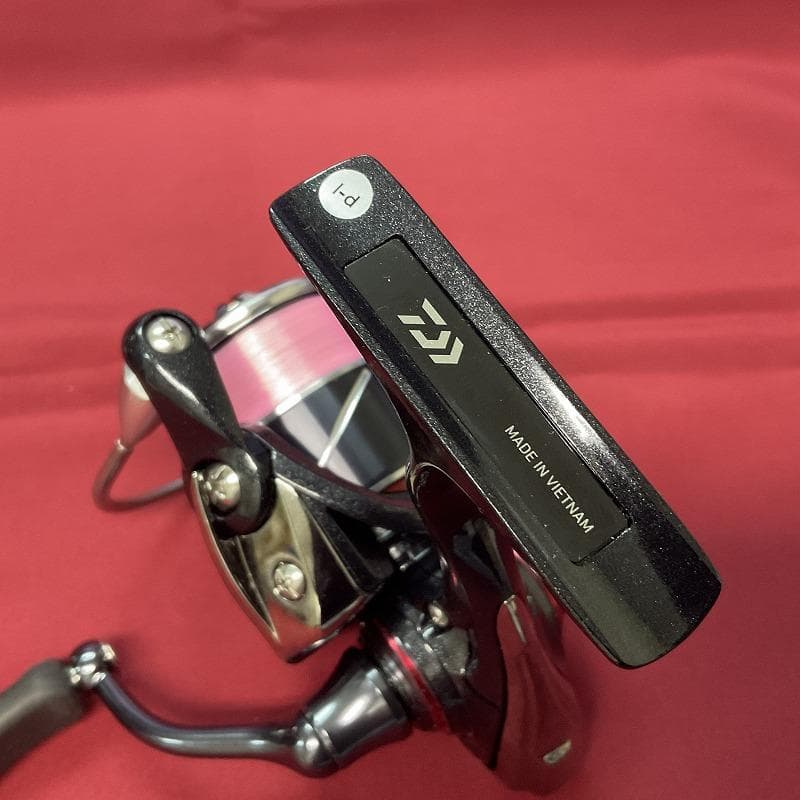 あ*ん様 ダイワ　20月下美人　X　LT1000S-P　ライン付き　未使用品