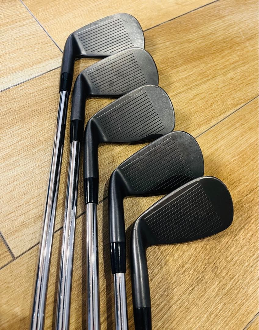 コブラ　アイアンセット　KING F9 FORGED TEC ブラック　明器