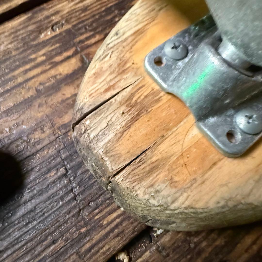 オールドスクール スケートボード 木製デッキ Tracker製トラック