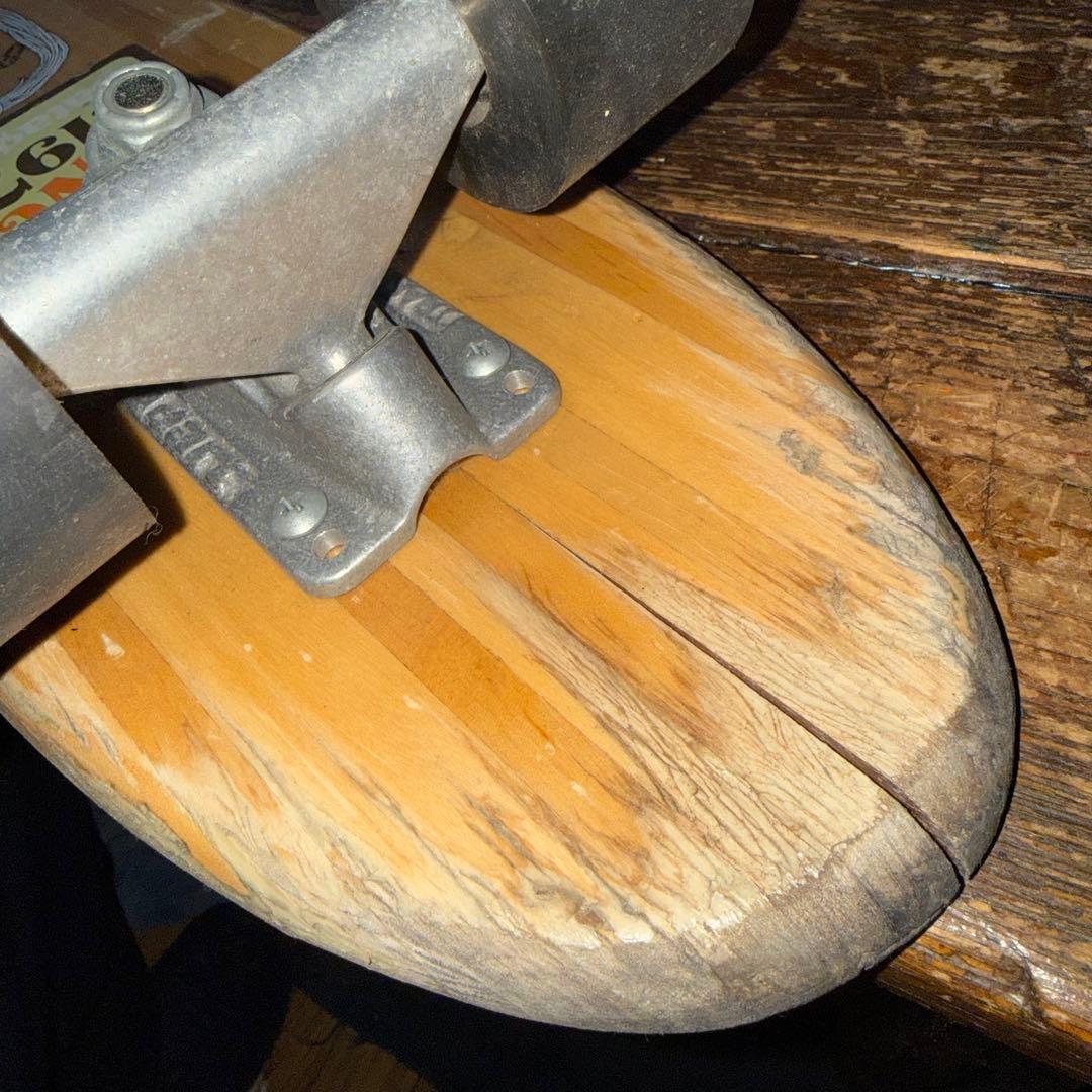 オールドスクール スケートボード 木製デッキ Tracker製トラック