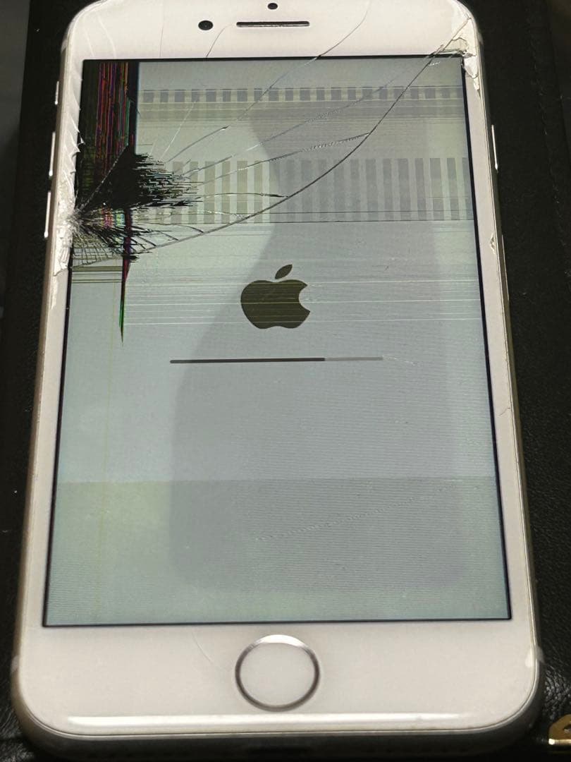 iPhone 8 ホワイト ジャンク - メルカリ
