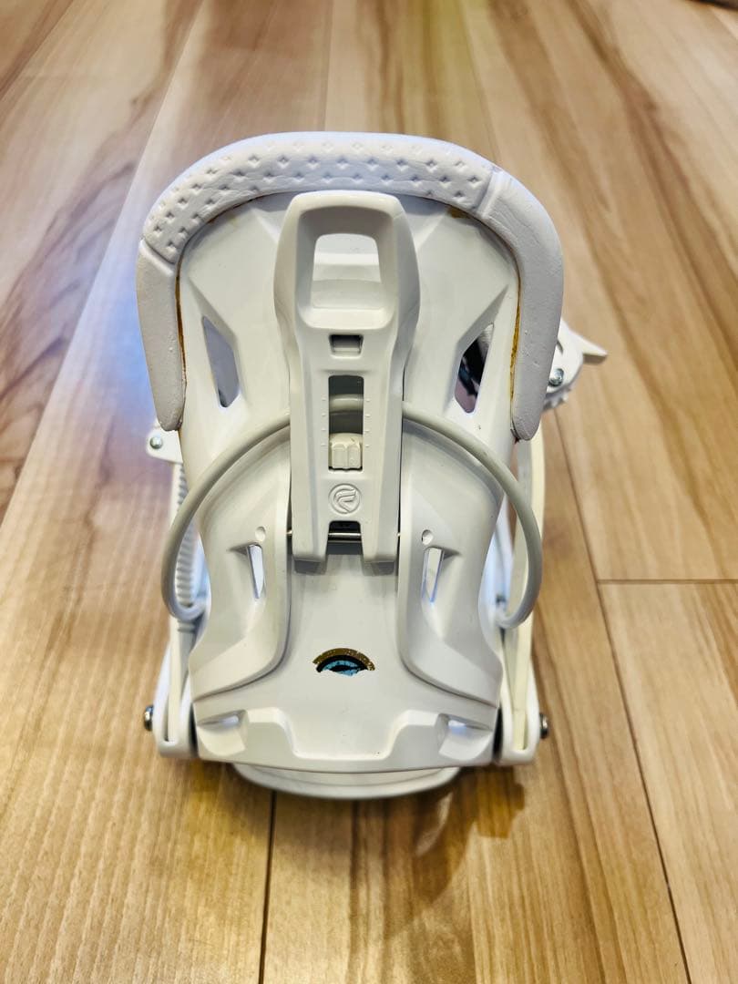 Flow スノーボードビンディング ホワイト　minx M-L