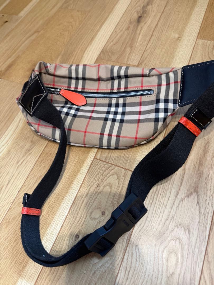バーバリーボディバッグ・ウエストポーチ