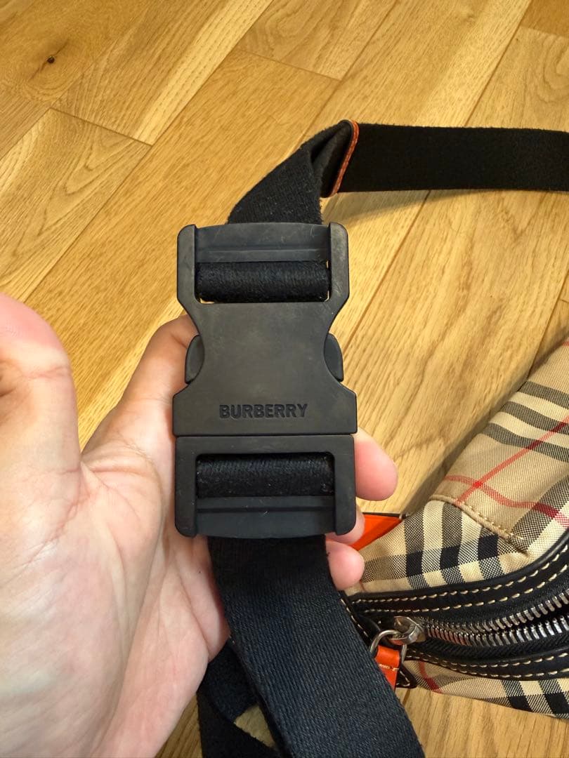 バーバリーボディバッグ・ウエストポーチ