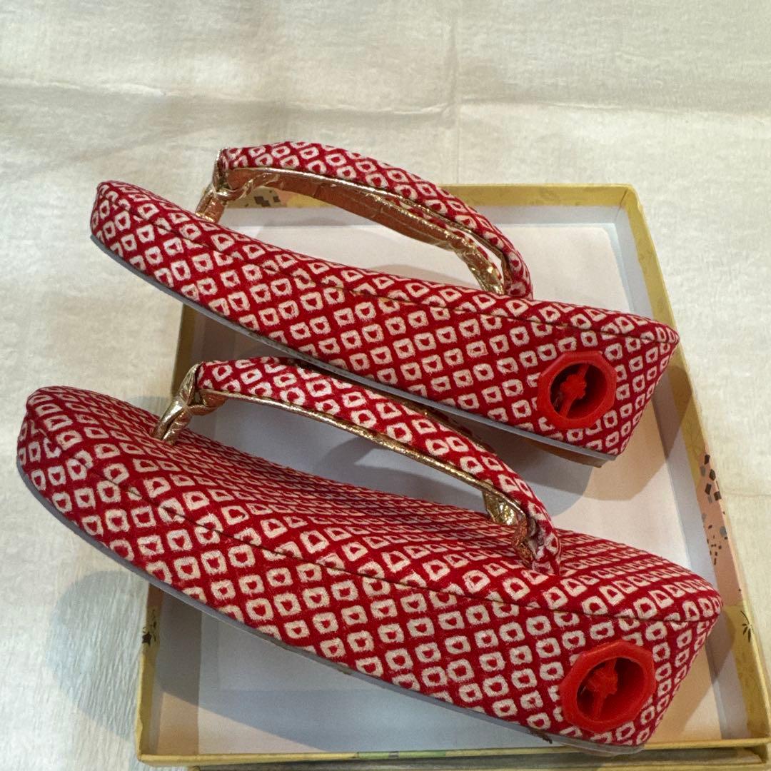 総額約6万円で購入！高島屋購入！正絹 被布　おまけの伊と忠草履と髪飾り付き