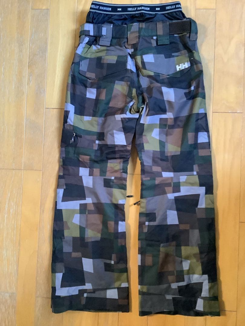 HENLY HANSEN スノボウエア上下