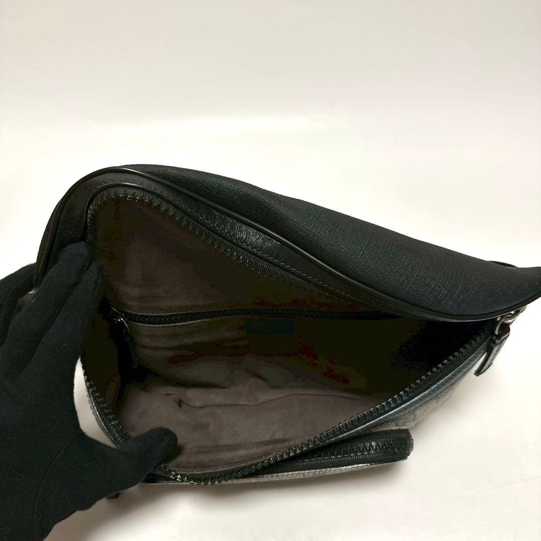 u02 グッチ　GGスプリーム　PVC ウエストバッグ　ボディバッグショルダー.