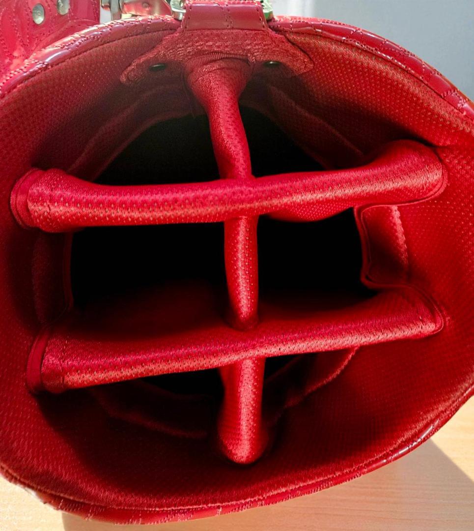 ヒロチナ新品未使用　OWL エナメル高級ワニ柄型押しゴルフバッグ レッド