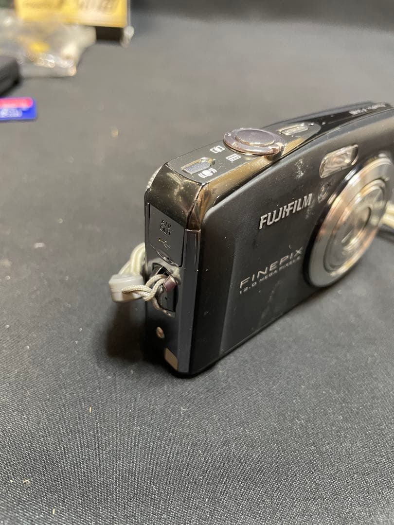 富士フイルム finepix F50fd 充電器　SDカード　元箱　1156
