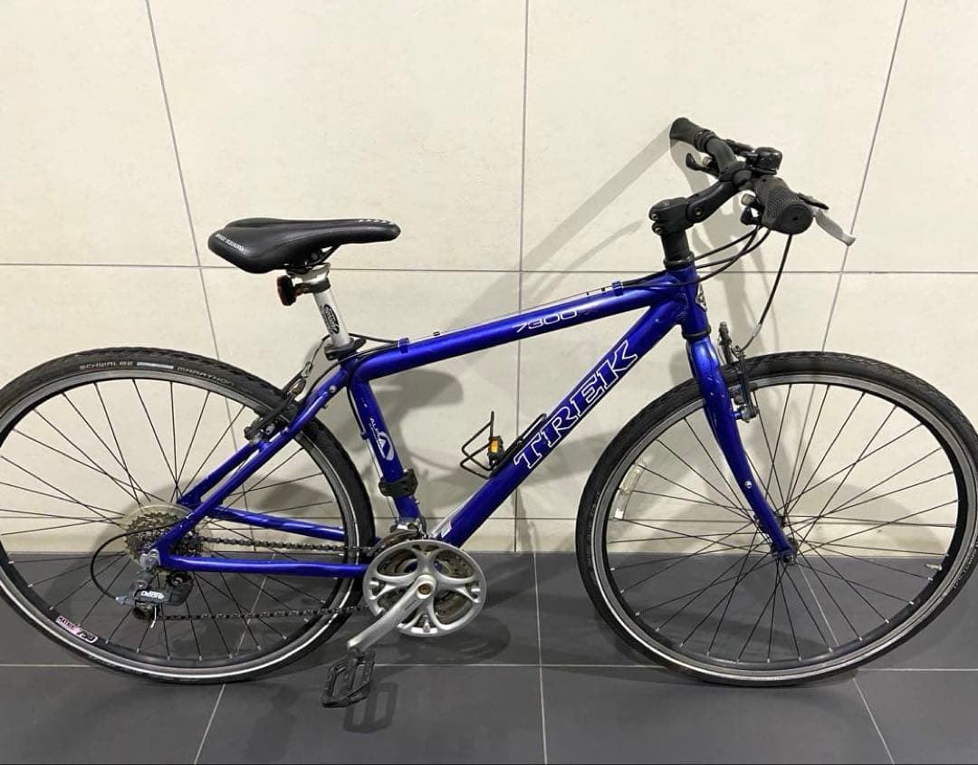 TREK FX トレック　クロスバイク スポーツバイク FX7.31247300