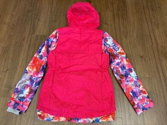 【超美品】上下スノーボードウェア 女性用＿サイズ：上下ともにM